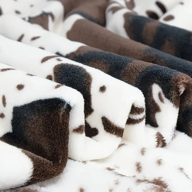 Load image into Gallery viewer, TMBLKT1 - Cow Print Blanket
