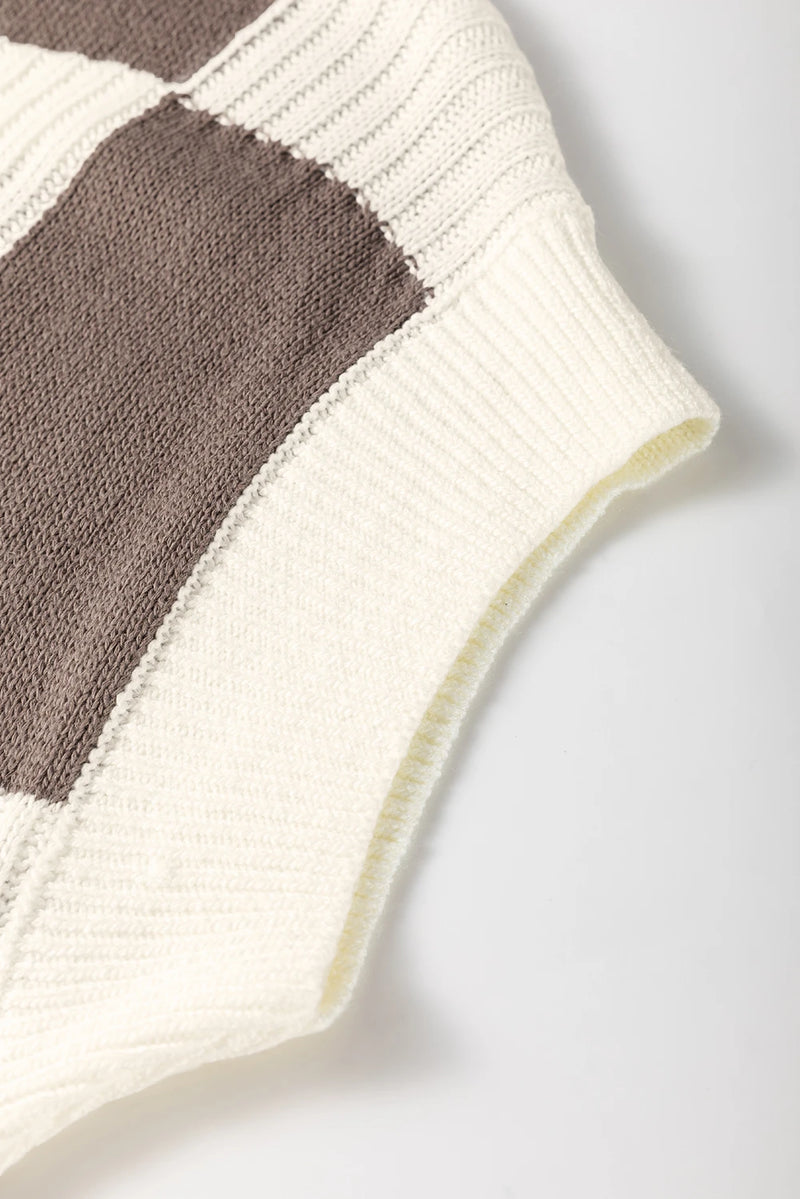 Load image into Gallery viewer, DLLS344 -  Ladies Khaki Checkered Color Block Crew Neck Short Sleeve Sweater
