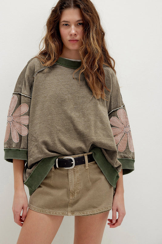 DLLS1096 - Ladies Breen Mineral Wash Raw Seam Patchwork Flower Patched 3/4 Sleeve Oversize Top