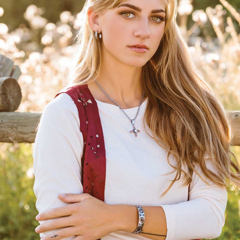 Load image into Gallery viewer, BC6113 - Montana Silversmiths Western Sands Cuff Bracelet
