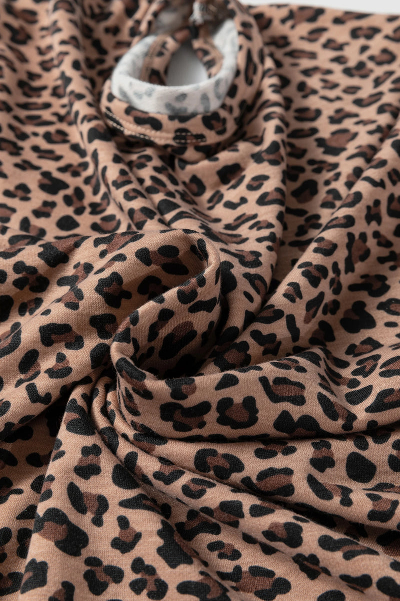 Load image into Gallery viewer, DLLS453 - Ladies Brown Leopard Loose Tee Drawstring Waist Barrel Pants Set
