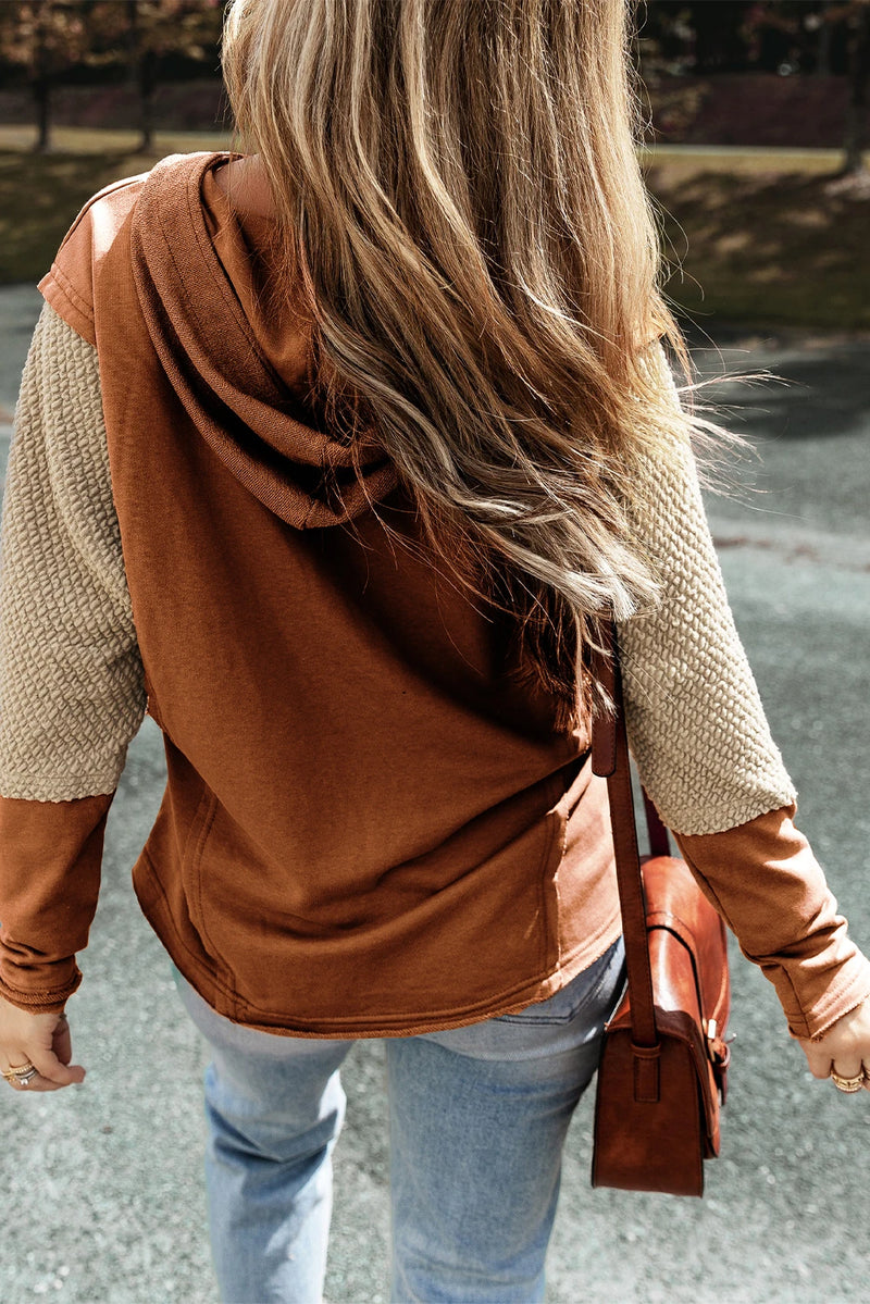 Load image into Gallery viewer, DLLS902 - Ladies Chestnut Contrast Sleeves Patchwork Colorblock Hoodie
