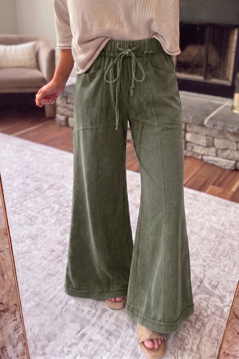 Load image into Gallery viewer, DLLS1028 - Ladies Jungle Green Mineral Wash Seam Detail Flare Leg Drawstring Pants
