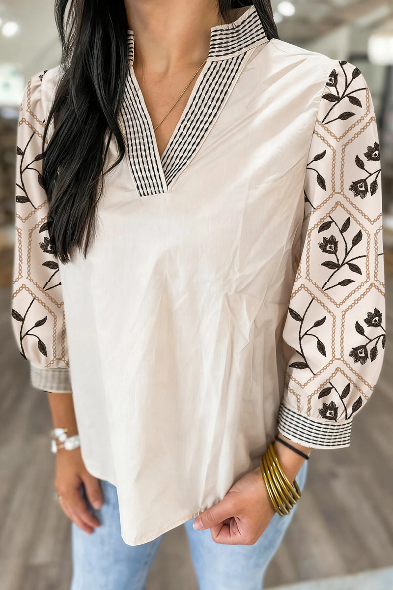 Load image into Gallery viewer, DLLS372- Ladies White Floral Puff Sleeve Contrast V Neck Patchwork Blouse
