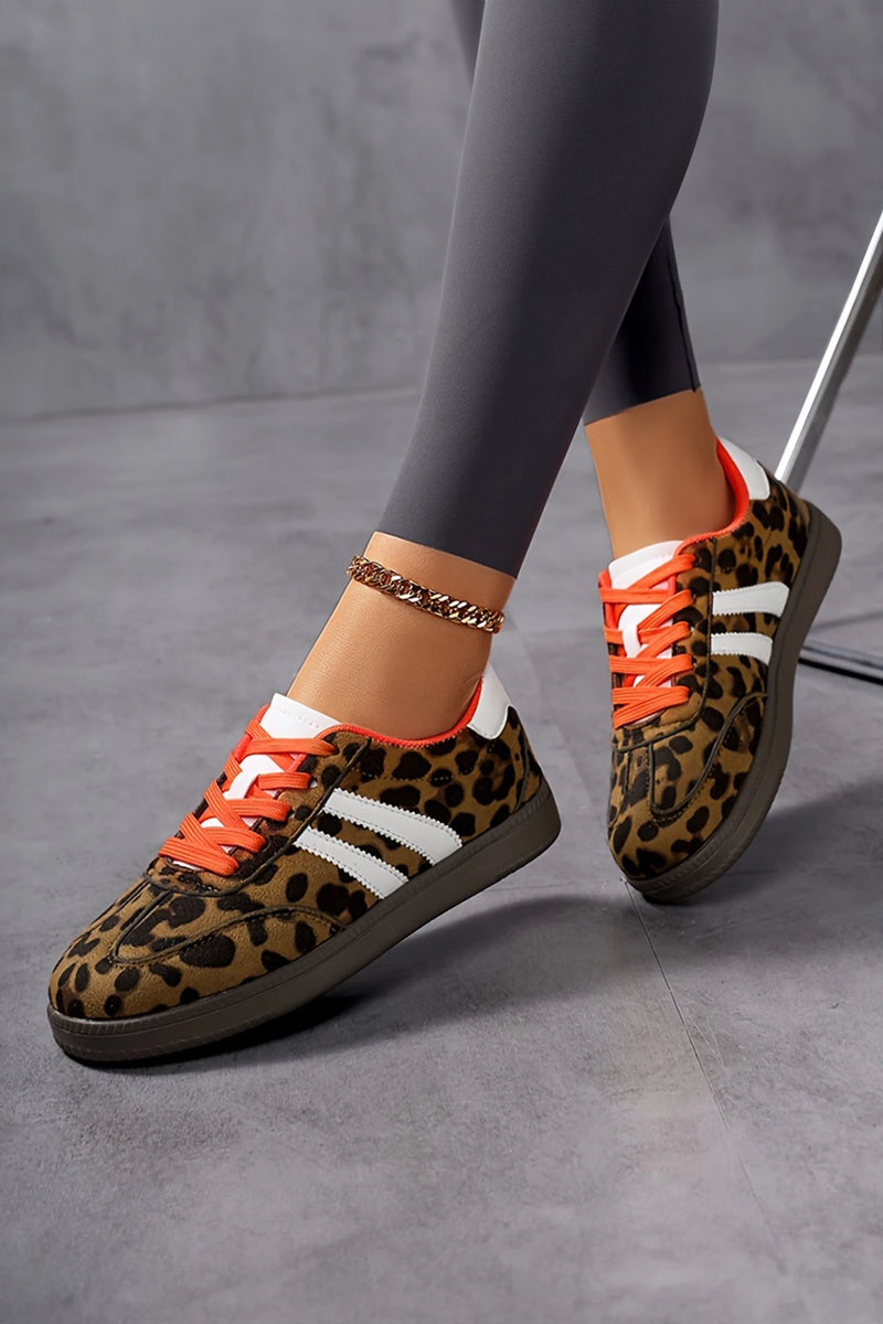 Load image into Gallery viewer, DLLSHOE 50 - Coffee Leopard Faux Suede Color Block Detail Lace-Up Sneakers
