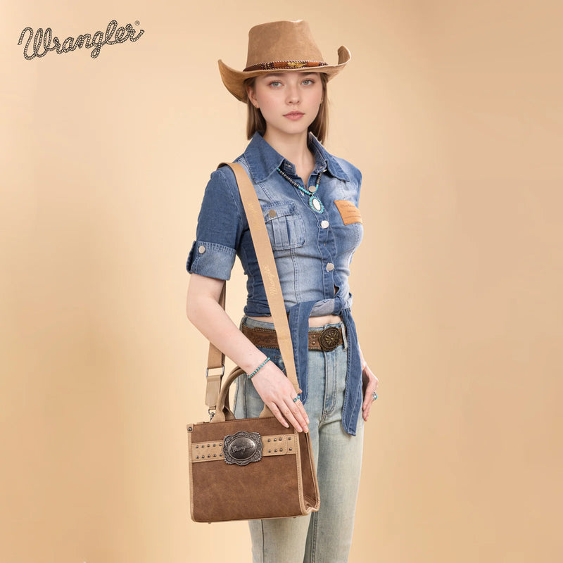 Load image into Gallery viewer, WG250-81202BR - Wrangler Buckle Tote/Crossbody - Brown

